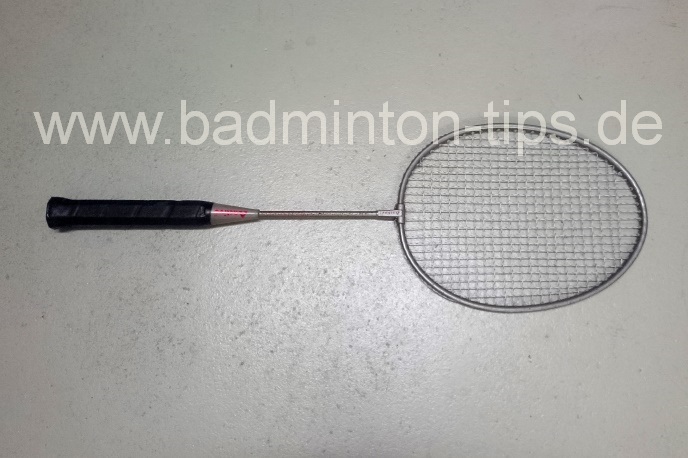 Schaft mit 2K-Kleber einkleben - Badmintontraining auf www.badminton