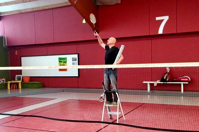 www.Badminton-Tips.de_017_youtube_-_04_Trittleiter_688px_Image-privacy